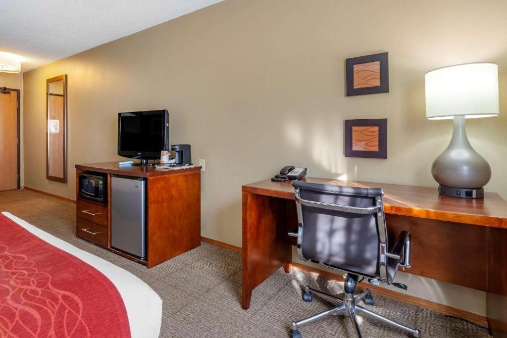 Comfort Inn Rhinelander Exterior foto